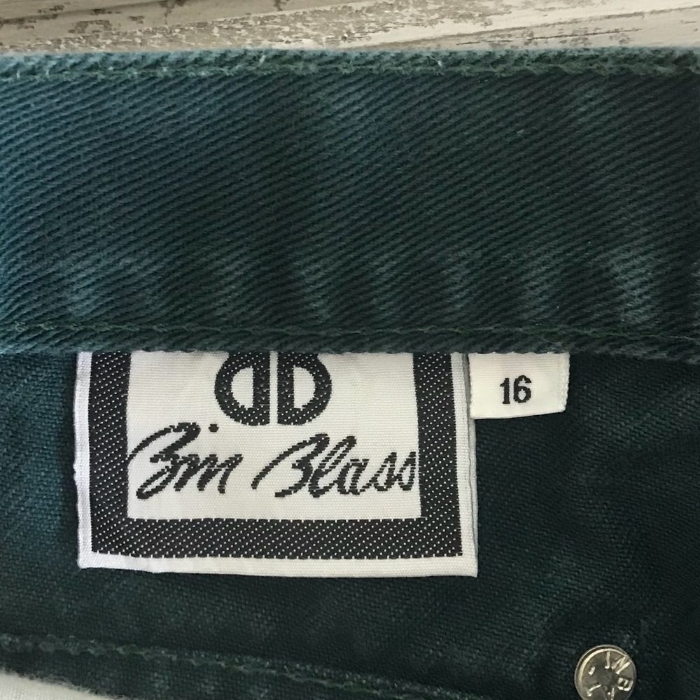 Bill Blass Vintage High waisted shorts - Picture 2 of 6